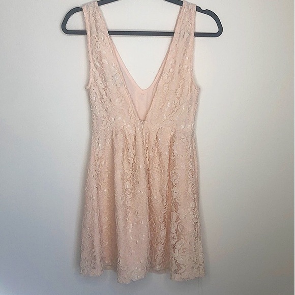Blush Pink/Peach Flowy Lace F21 Dress - Picture 7 of 7